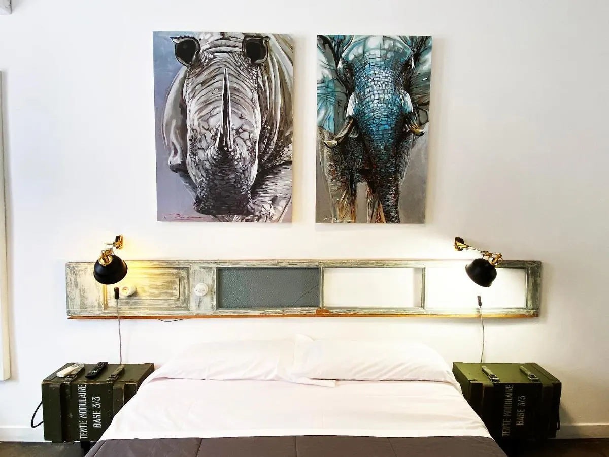 Hostal Portugal Barcelona Guest house