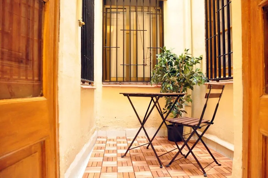 Hostal Portugal Barcelona Guest house